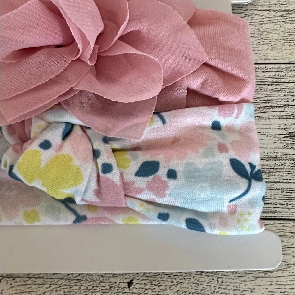🌵3/$15 Child of Mine Pink and White Floral Headwrap Set ( see description)